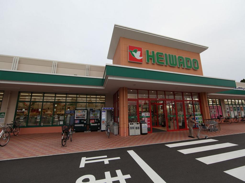 スーパー　平和堂 豊成店 (スーパー)（スーパー）まで720m