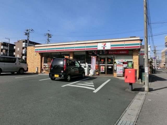 コンビニ　セブンイレブン（コンビニ）まで60m