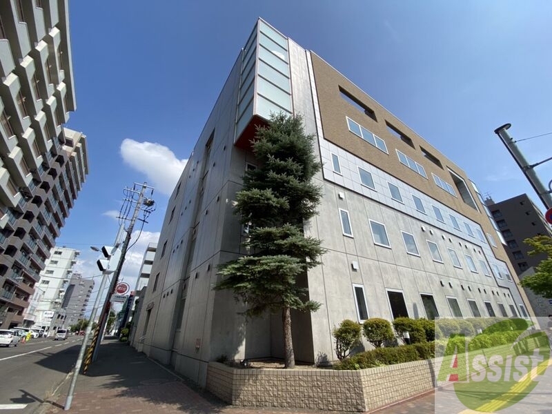 病院　社会医療法人秀眸会大塚眼科病院（病院）まで158m