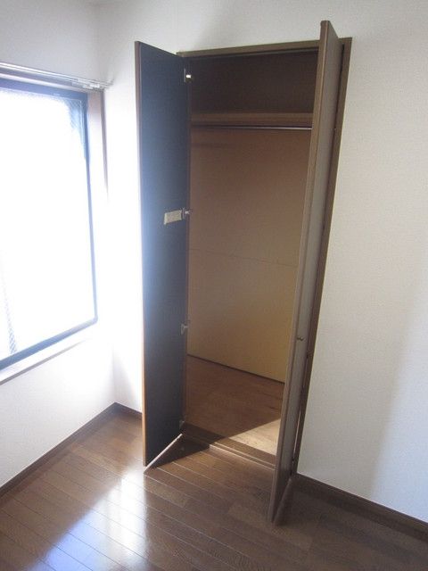 収納　高さのある収納