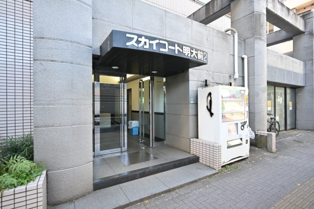 京王井の頭線 明大前駅 徒歩7分 11階建 築38年の外観写真