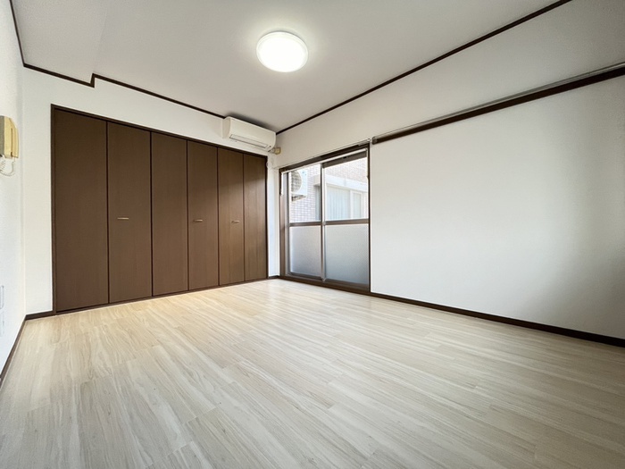 千寿マンションの居間写真
