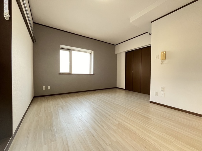 千寿マンションの居間写真