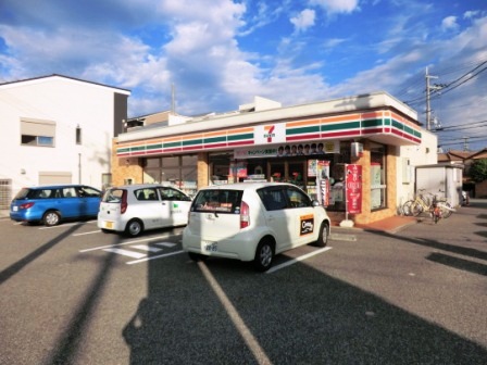 コンビニ　セブンイレブン伊丹荒牧7丁目店（コンビニ）まで171m