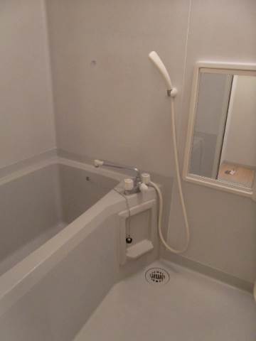バス・シャワールーム　別部屋参考写真