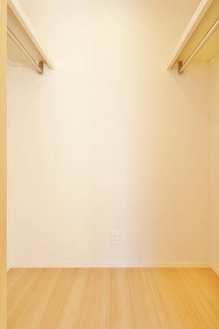 収納　参考写真（同物件別部屋）