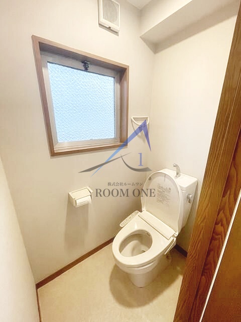 トイレ　トイレです。