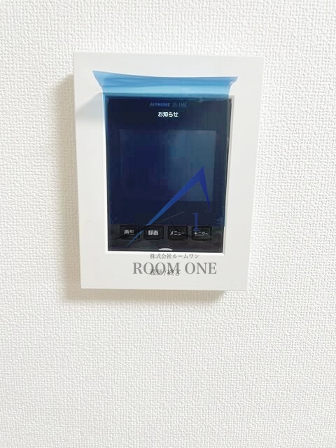 セキュリティ　モニター付きインターホンです。