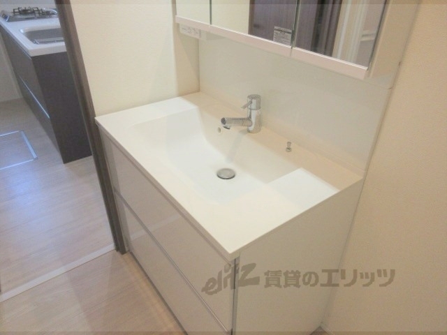 常盤村ノ内町8-87貸家の内装写真