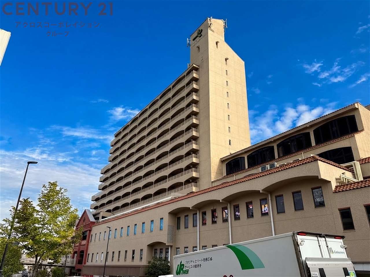 建物外観　エレベータ付き！ほぼ駅直結マンション！