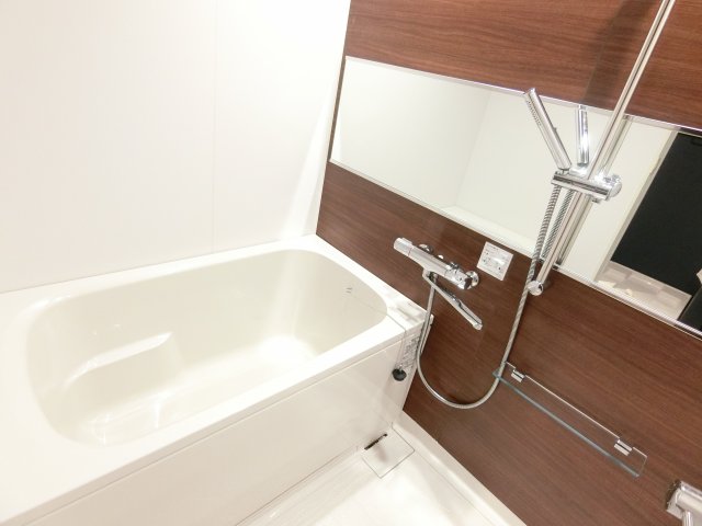 バス・シャワールーム　詳細は、RISUMO江坂本店→06-6155-7137まで♪