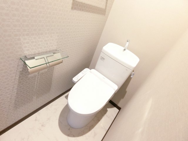 トイレ　詳細は、RISUMO江坂本店→06-6155-7137まで♪