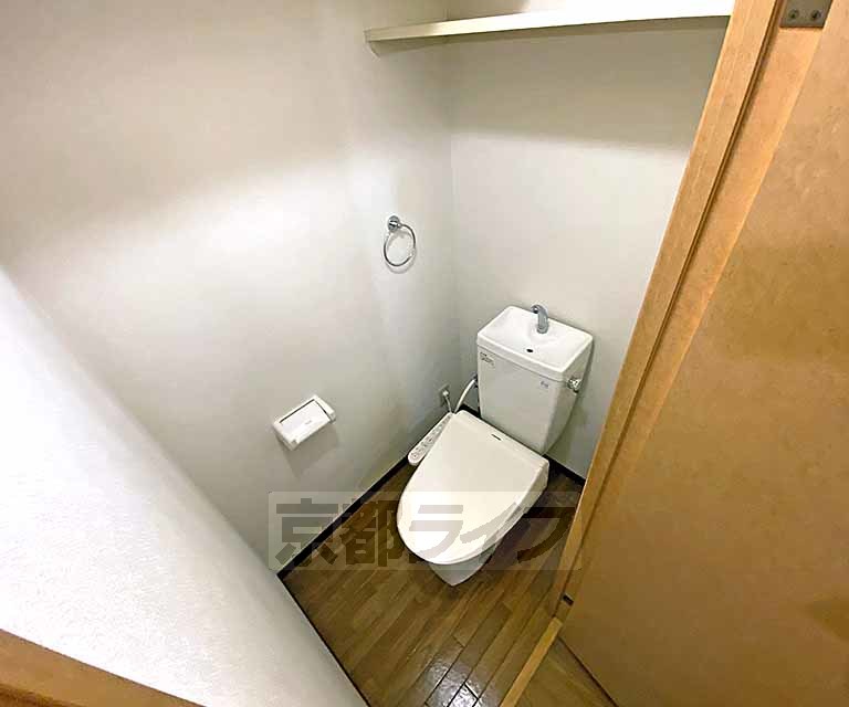 ハウスセゾン御所南のトイレ写真