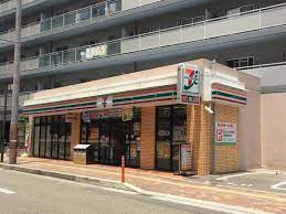 コンビニ　セブンイレブン 明石大明石町店（コンビニ）まで1m