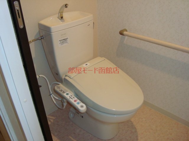 トイレ　シャワー付トイレ