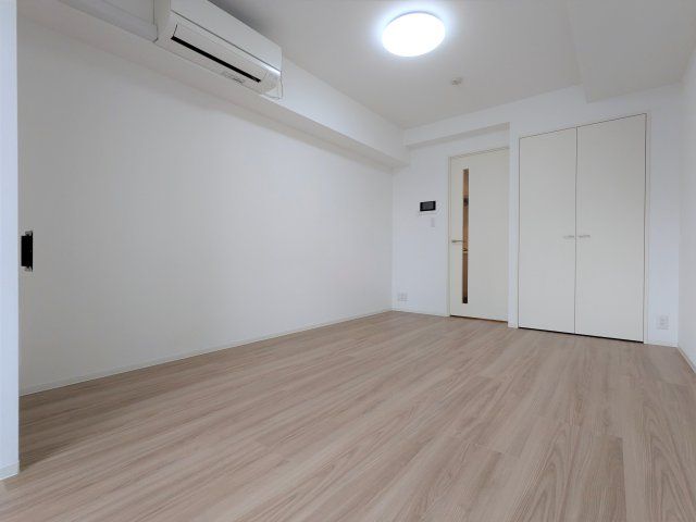ステラ平塚の居間写真