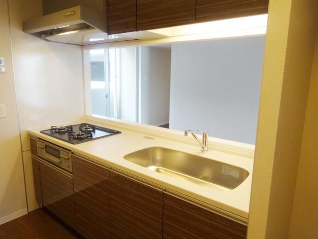 キッチン　※別部屋参考写真です