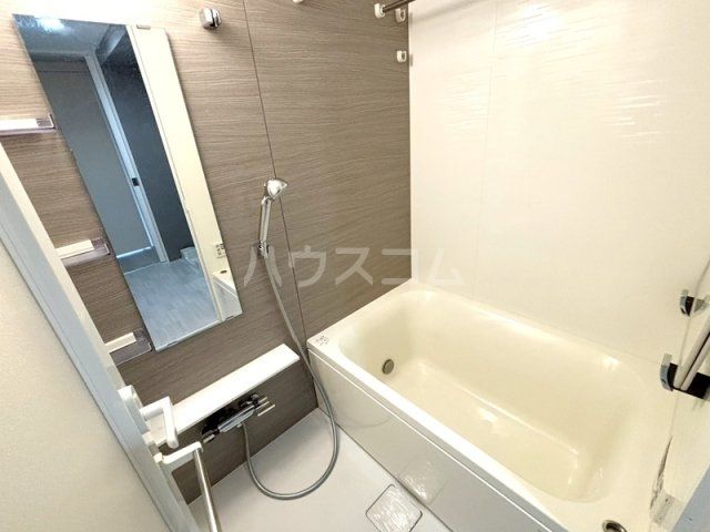 イニシアブラン難波の風呂写真