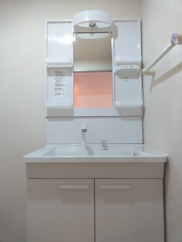 洗面設備　※同仕様写真含む