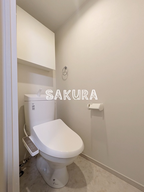 トイレ　落ち着いた色調のトイレです♪