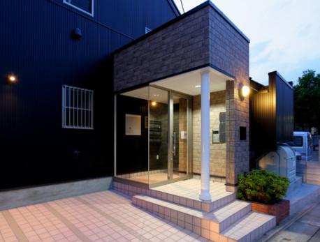 東急東横線 学芸大学駅 徒歩7分 2階建 築19年の外観写真