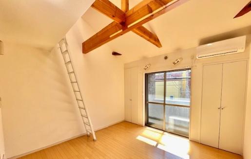 東急東横線 学芸大学駅 徒歩7分 2階建 築19年の居間写真