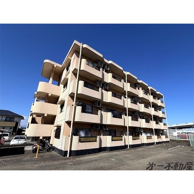 エントランス　建物外観