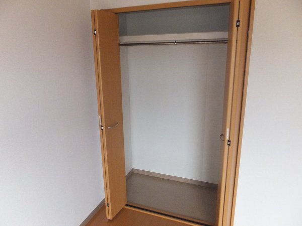 収納　クローゼット※他号室の参考写真となります。