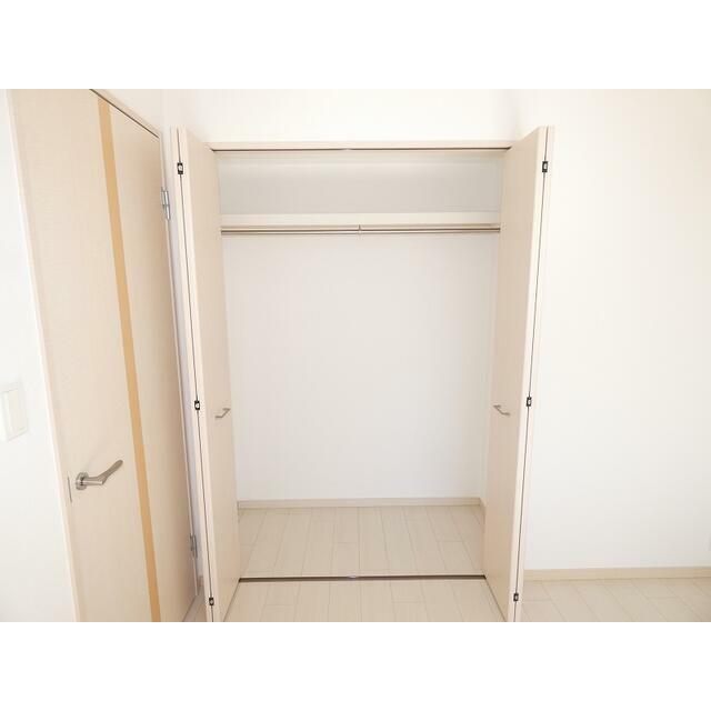 その他部屋・スペース　洋室２　収納