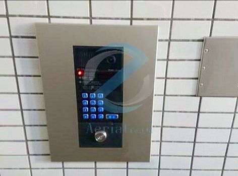エントランス　オートロック