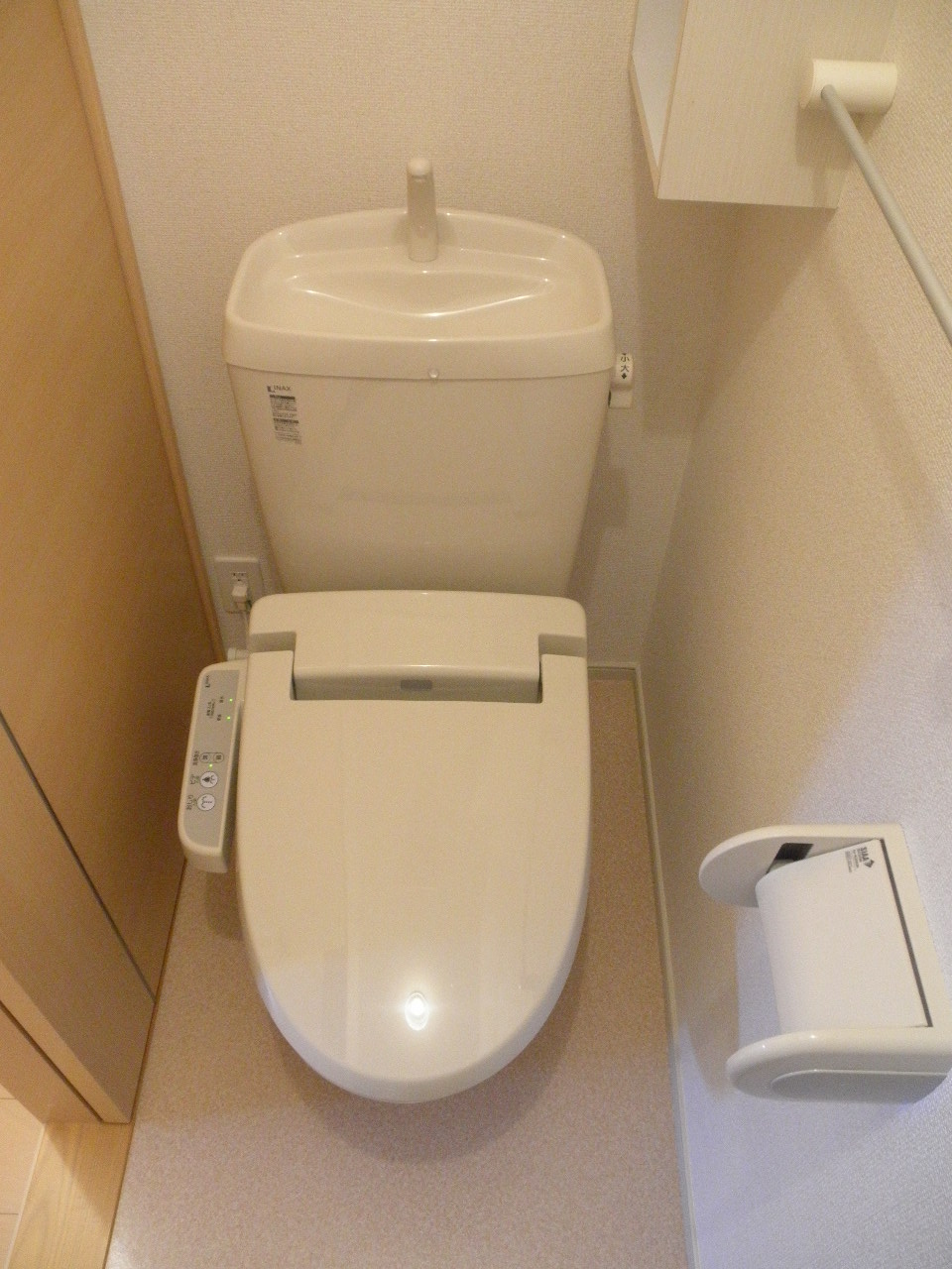 トイレ　温水洗浄便座☆