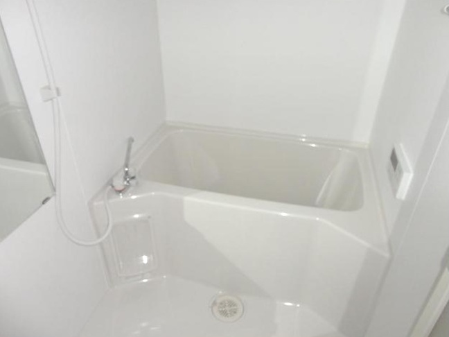 バス・シャワールーム　追い焚きバス