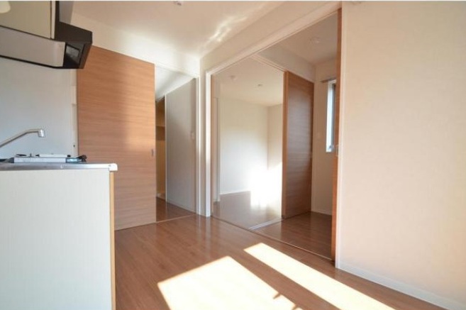 居室・リビング　明るく機能的に仕切られた間取り