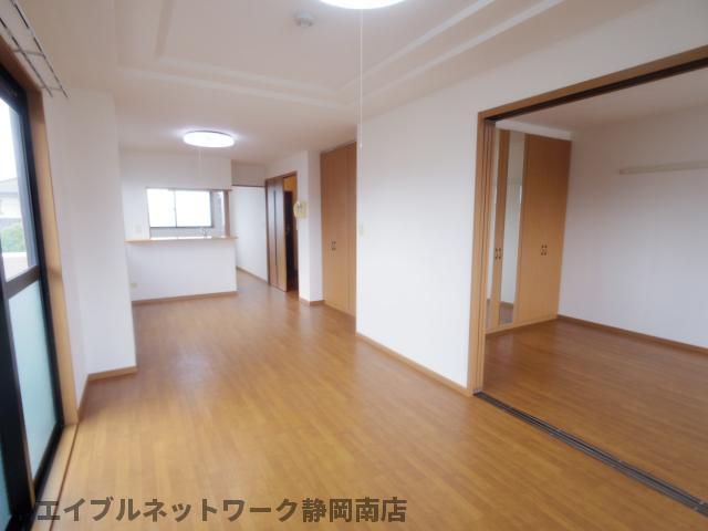 居室・リビング　おしゃれな居間です