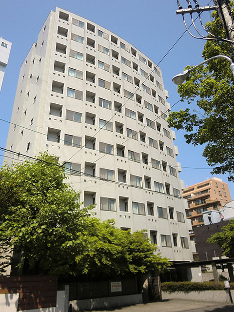 クリオ円山公園壱番館の建物外観