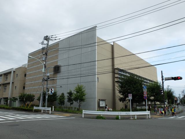 小学校　市立第四小学校（小学校）まで1100m