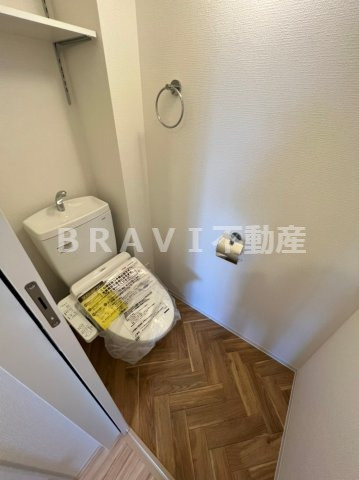 トイレ　【セレニテ天満橋アリア】落ち着いたトイレです