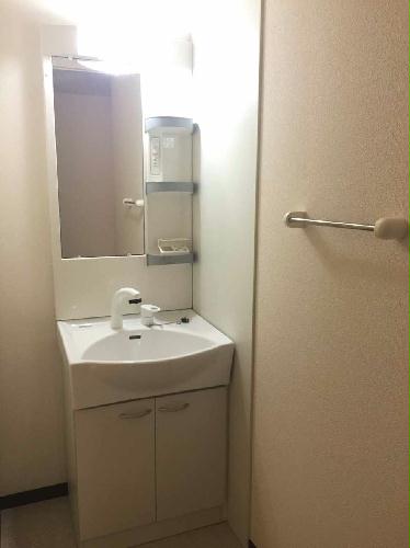 洗面設備　独立洗面台になります