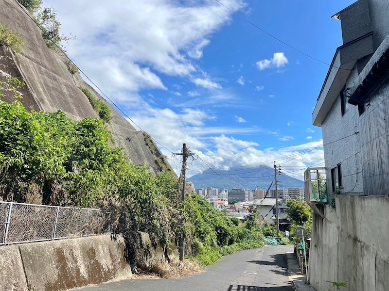 鹿児島市日之出町のアパートの建物外観