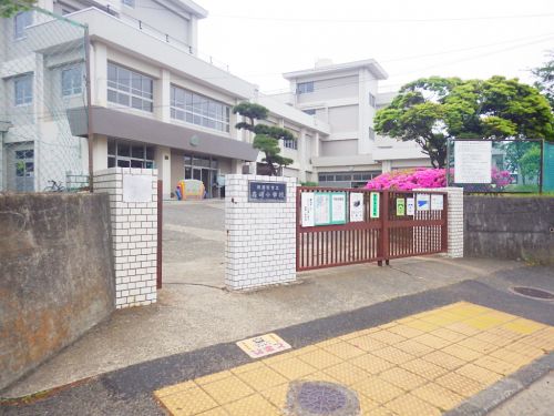 【レオパレス森崎IIの小学校】