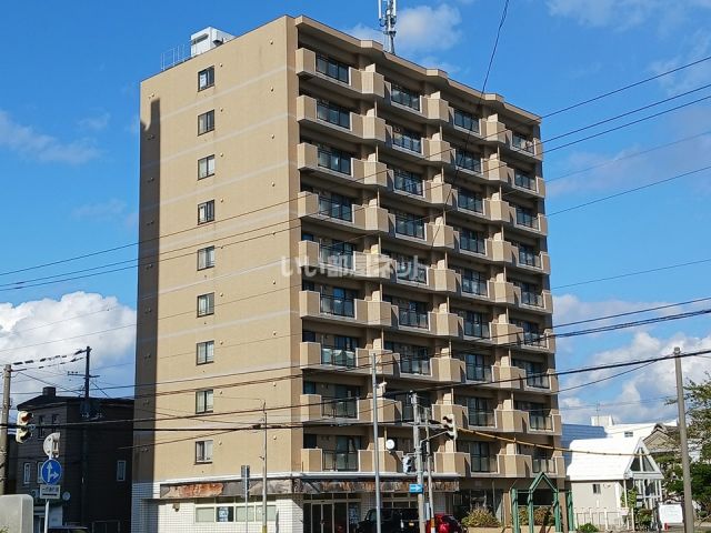 リアライズ函館宝来町の建物外観