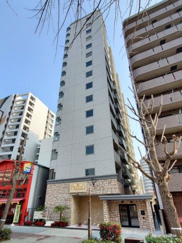 【大阪市浪速区稲荷のマンションの建物外観】