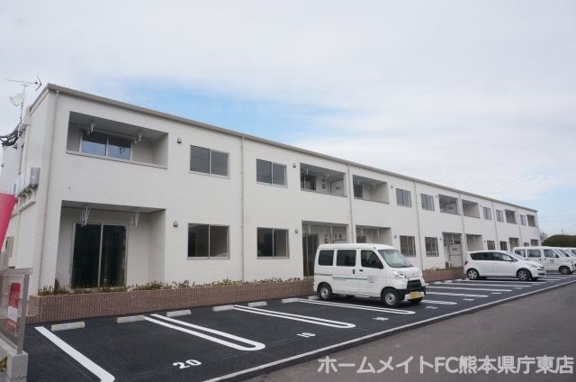 【上益城郡益城町大字木山のアパートの建物外観】