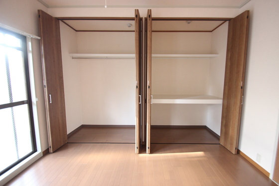 収納　※別部屋の写真です