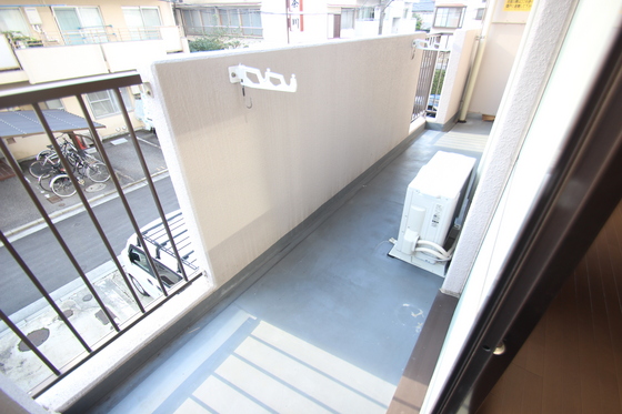 バルコニー　※別部屋の写真です