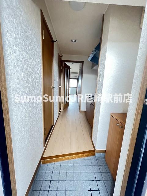 玄関　明るい玄関です