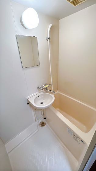 バス・シャワールーム　他号室のお写真です