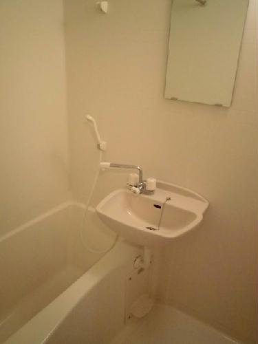 バス・シャワールーム　バス、トイレ別です。