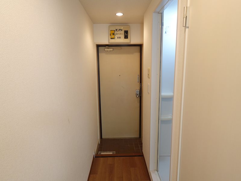 玄関　同タイプのお部屋の画像です。