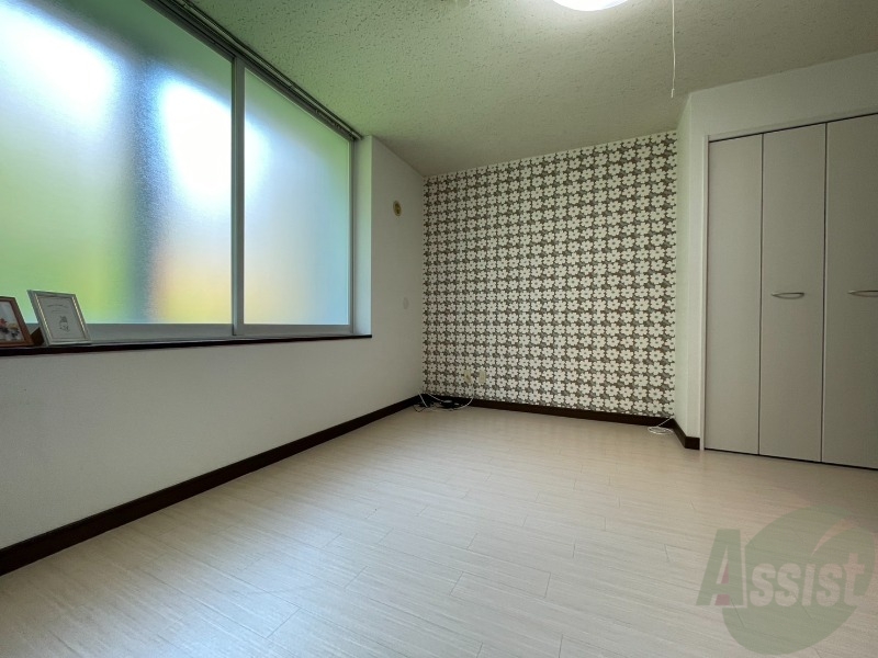 居室・リビング　広くてきれいなリビングです！快適に過ごせそうですね。